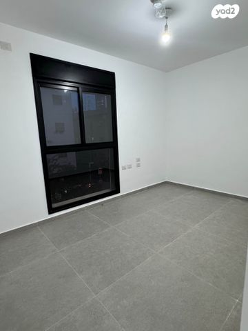 דירה, קרן קיימת לישראל, בורוכוב, גבעתיים