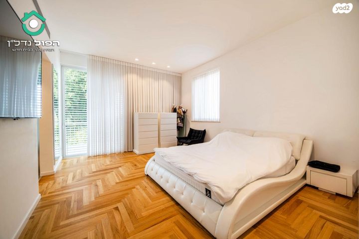 דו משפחתי, מנדס, קרית קריניצי, רמת גן