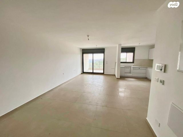 דירה, הברוש, גבעת זאב