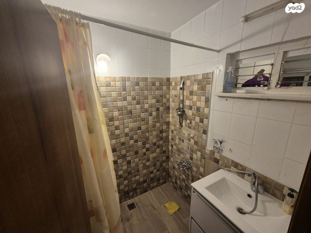 דירה, שדרות משה שרת, קרית ים ב', קרית ים