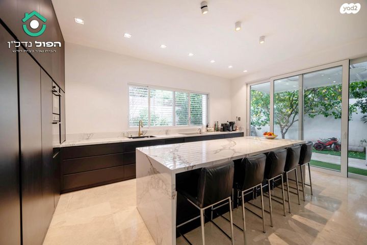 דו משפחתי, מנדס, קרית קריניצי, רמת גן