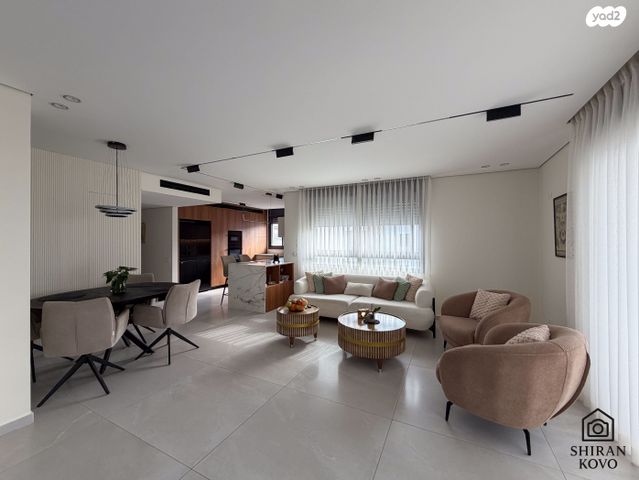 דירה, עמק חפר, מורשת, מודיעין מכבים רעות