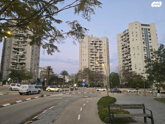 דירה, שדרות יוהנה ז'בוטינסקי, נווה זאב, נאות אילן, באר שבע