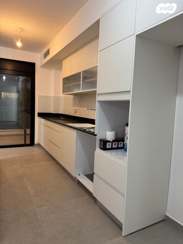 דירה, קרן קיימת לישראל, בורוכוב, גבעתיים