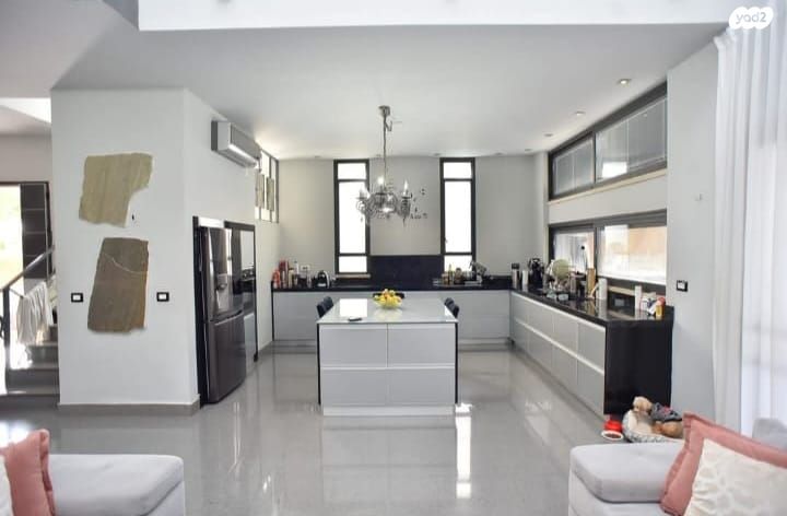 ד"ר אבא אחימאיר 