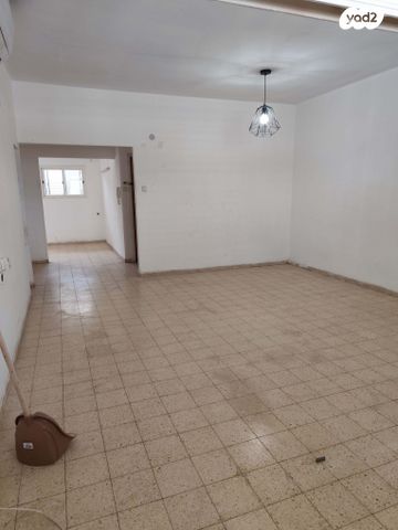 דירה, החייל האלמוני 7, אברמוביץ', ראשון לציון