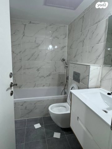 דירה, קרן קיימת לישראל, בורוכוב, גבעתיים