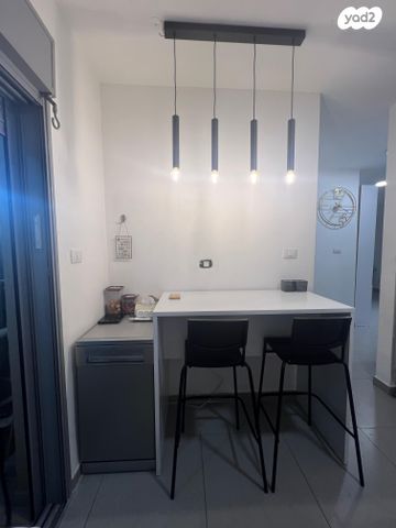 דירה, רכסים