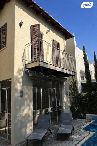 בית פרטי/ קוטג', הגלים 2, קרית גנים, רעננה