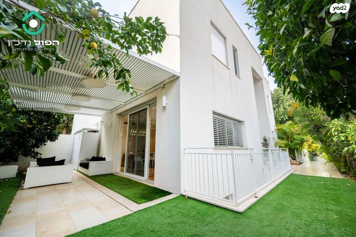 דו משפחתי, מנדס, קרית קריניצי, רמת גן