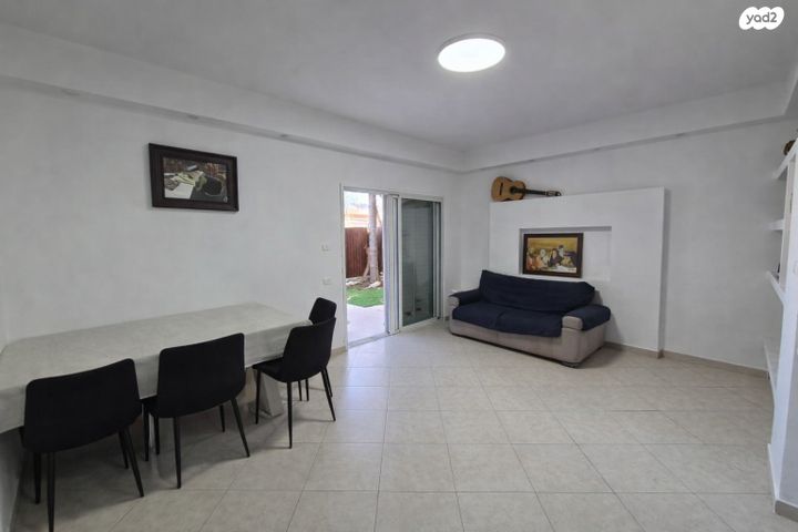 דירת גן, יובל, נתיבות