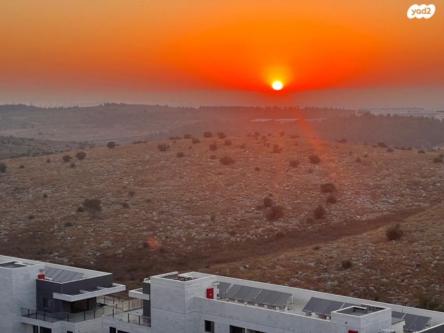 דירה, שמעון פרס, מורשת, מודיעין מכבים רעות