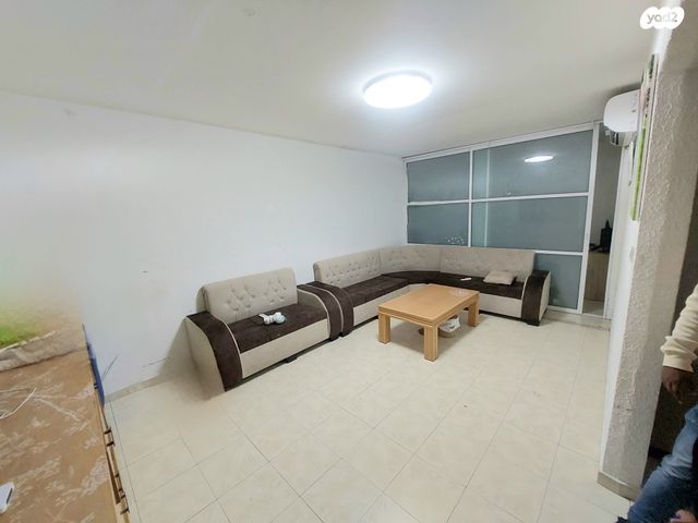 דירה, קרית ביאליק