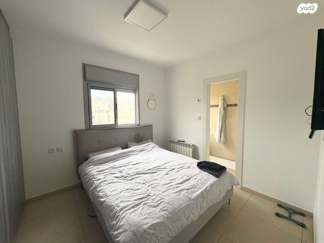 דירה, הבבא סאלי, חומת שמואל, הר חומה, ירושלים