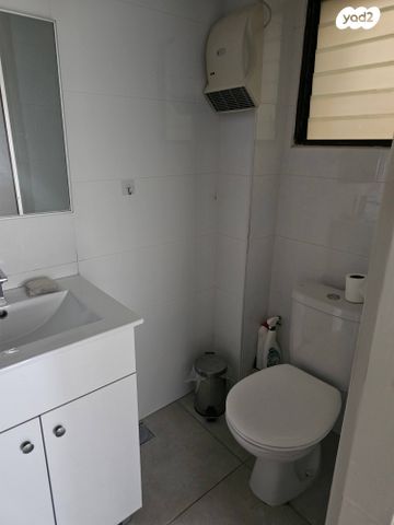 דירה, חיים הזז, סביוני הכרמל, חיפה