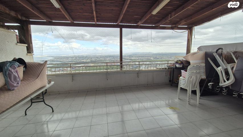 דירה, יעקב חזן, מורדות נווה שאנן, חיפה