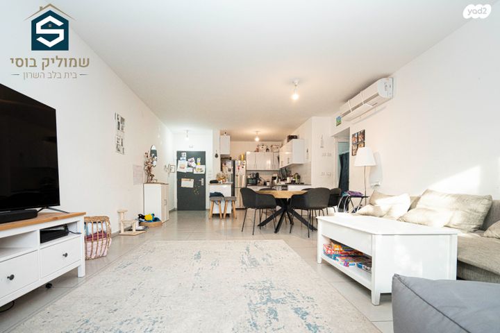 דירת גן, דרך הרעות, פרדסיה, פרדסיה