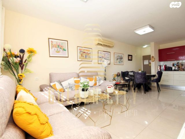 דירה, הרב זוארץ פריג'ה 14, נאות גנים, נתניה