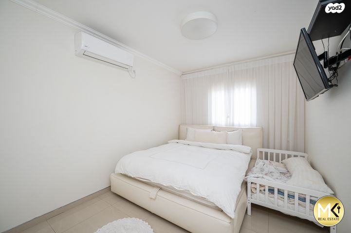 דירה, כורש, פרדס חנה כרכור