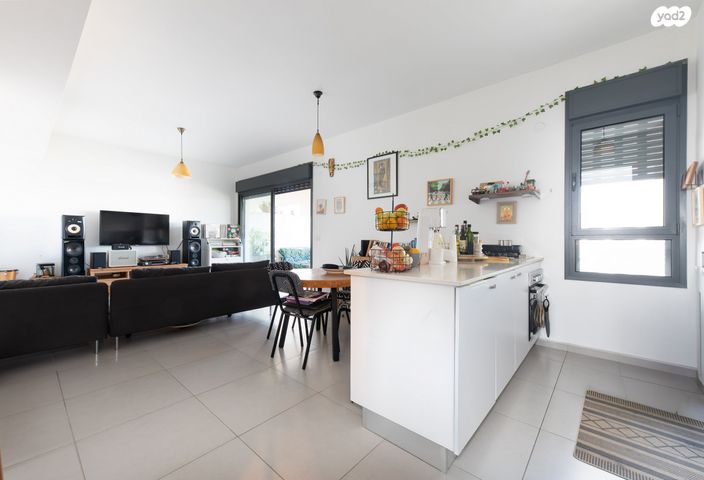 דירה, חסידי האומות 22, מכללת תל אביב יפו, דקר, תל אביב יפו