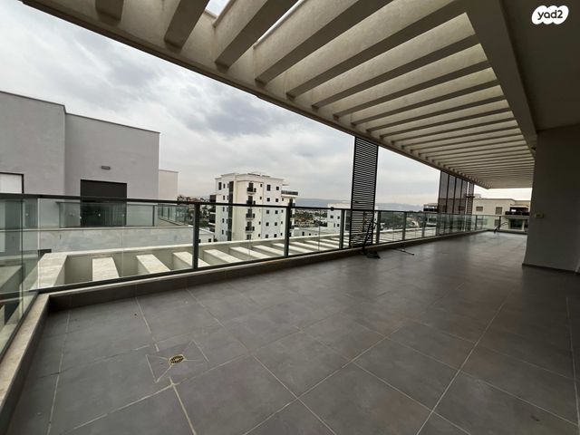 גג/ פנטהאוז, נץ, גבעת אלונים, קרית אתא