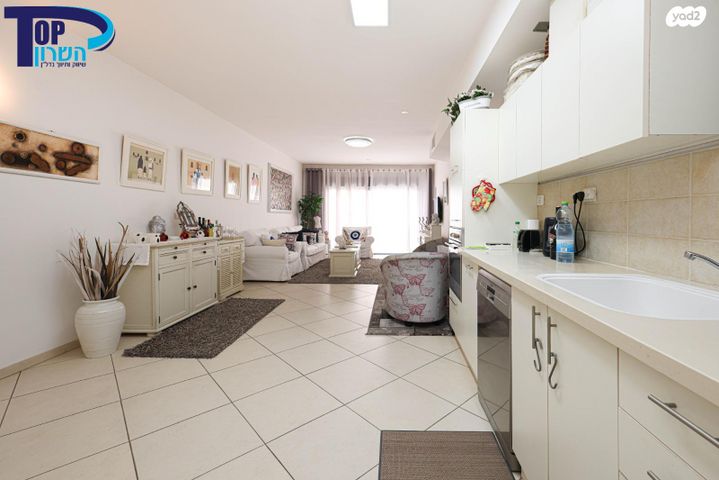 דירה, הבריגדה היהודית 48, גלי הים, נתניה