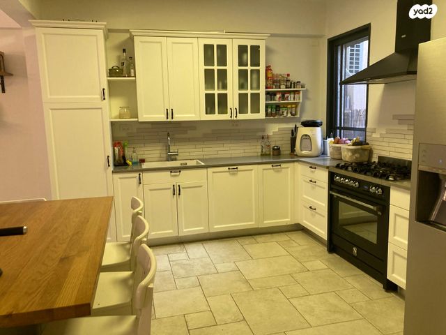 דירת גן, רמת חן, רמת גן