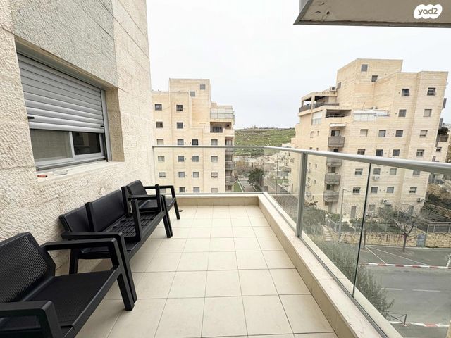 דירה, הבבא סאלי, חומת שמואל, הר חומה, ירושלים