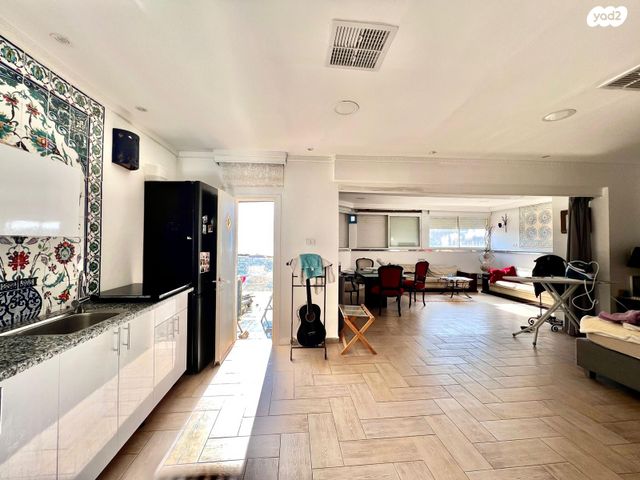 בית פרטי/ קוטג', המלכים 40, עין התכלת, נתניה