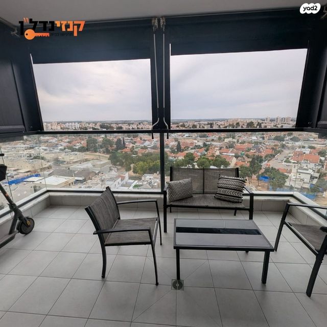 דירה, הרימון, הפרחים, קרית גת