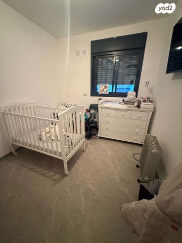 דירה, לוטם, הפרחים, חריש