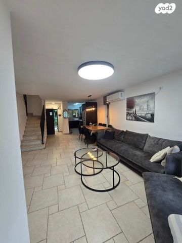 בית פרטי/ קוטג', מאיר פיינשטיין, ארמון הנציב, תלפיות מזרח, ירושלים