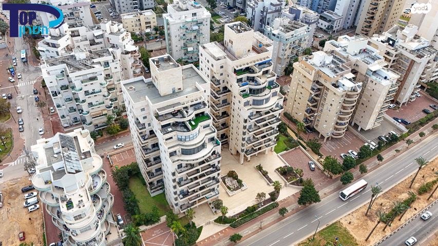 דירה, הבריגדה היהודית 48, גלי הים, נתניה