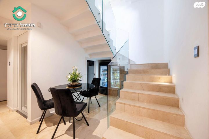 דו משפחתי, מנדס, קרית קריניצי, רמת גן