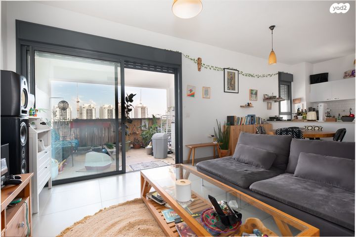 דירה, חסידי האומות 22, מכללת תל אביב יפו, דקר, תל אביב יפו