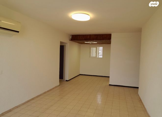 דירה, דגניה, טבריה