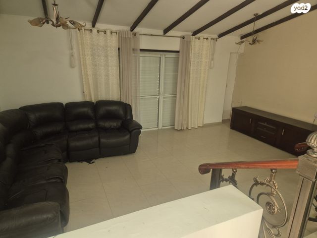 דו משפחתי, הרב קוק, רמב"ם, באר יעקב