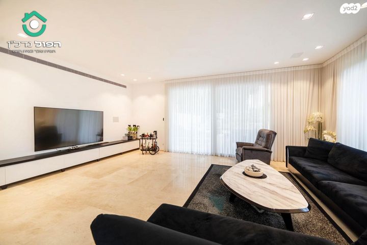 דו משפחתי, מנדס, קרית קריניצי, רמת גן