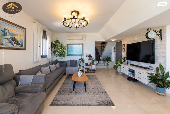 גג/ פנטהאוז, הרקפות, כרמל מערבי, חיפה