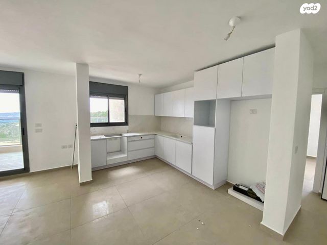 דירה, הברוש, גבעת זאב