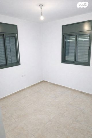 דירה, שלום עליכם, אגמים, נתניה