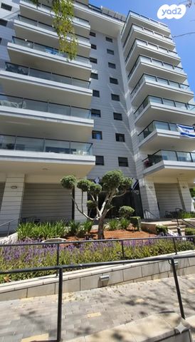 דירה, שלום עליכם, אגמים, נתניה