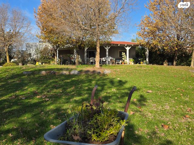 משק חקלאי/ נחלה