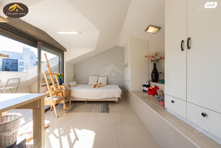 דירה, הרקפות, כרמל מערבי, חיפה