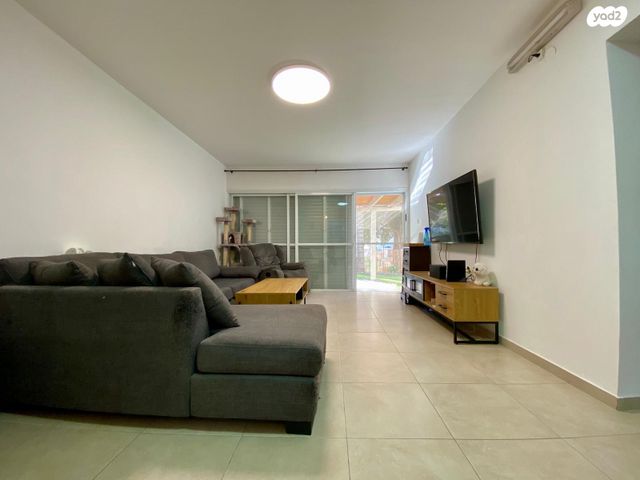 דירת גן, השיקמה, בית אליעזר, חדרה