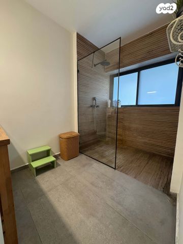 דירה, עמק איילון, הנחלים, מודיעין מכבים רעות