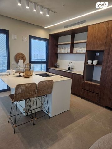 גג/ פנטהאוז