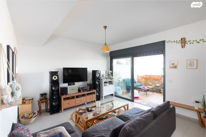 דירה, חסידי האומות 22, מכללת תל אביב יפו, דקר, תל אביב יפו