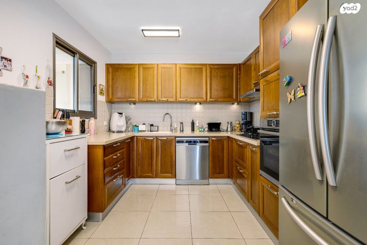 דירה, האימהות 11, סביוני נצר סירני, נס ציונה