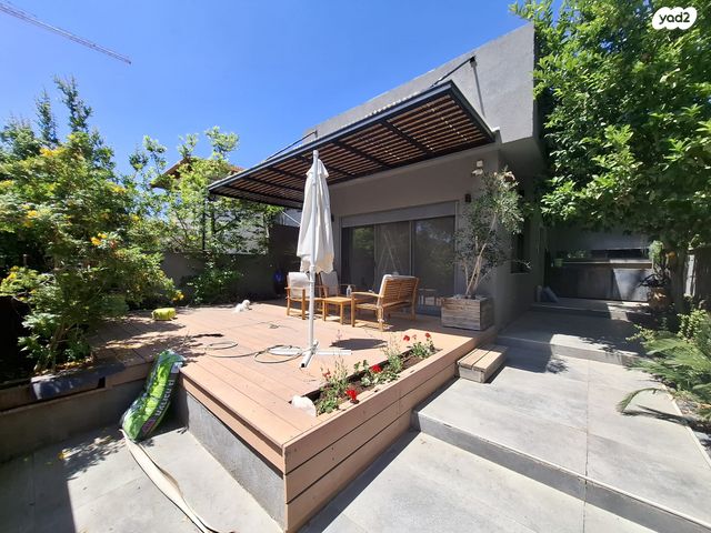 יציאת אירופה 1